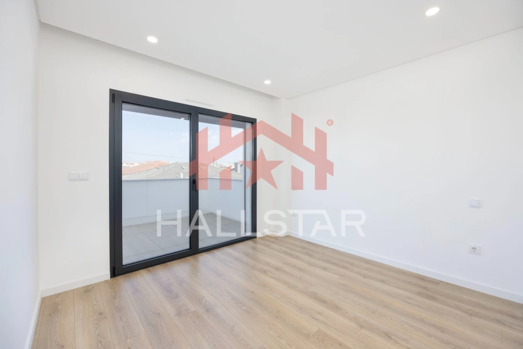 Apartamento T2 para Venda em Leiria, Pousos, Barreira e Cortes Foto 17