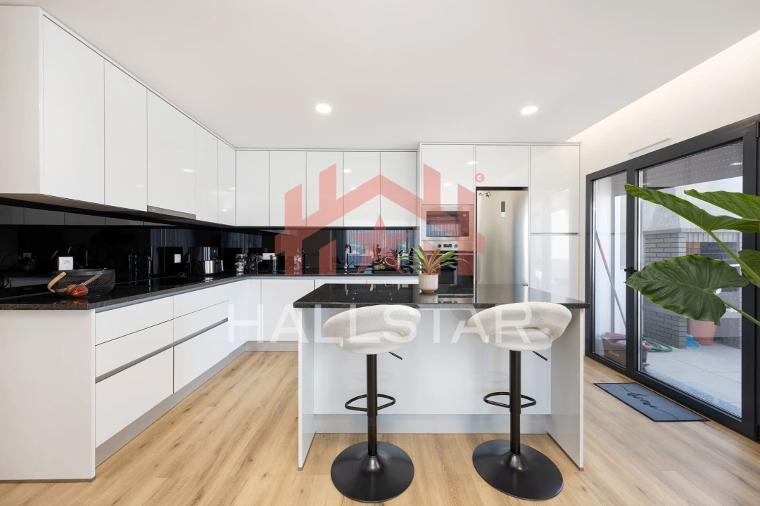 Apartamento T2 para Venda em Leiria, Pousos, Barreira e Cortes Foto 10