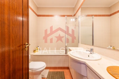 Apartamento T2 para Venda em Pataias e Martingança