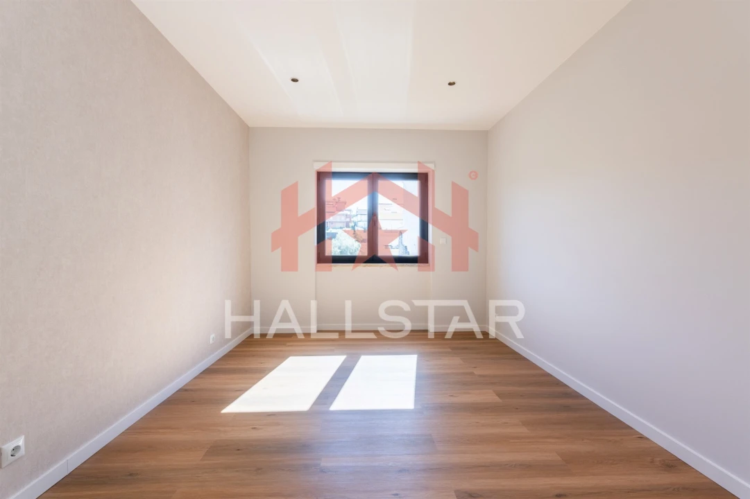 Apartamento T2 para Venda em Leiria, Pousos, Barreira e Cortes Foto 11