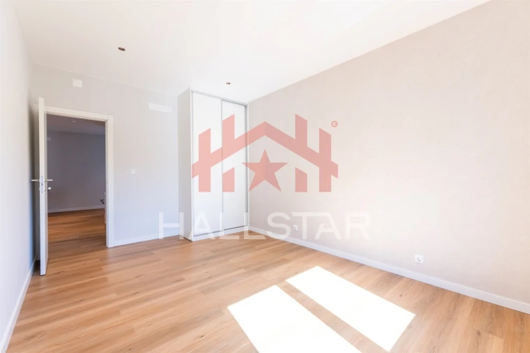 Apartamento T2 para Venda em Leiria, Pousos, Barreira e Cortes Foto 10