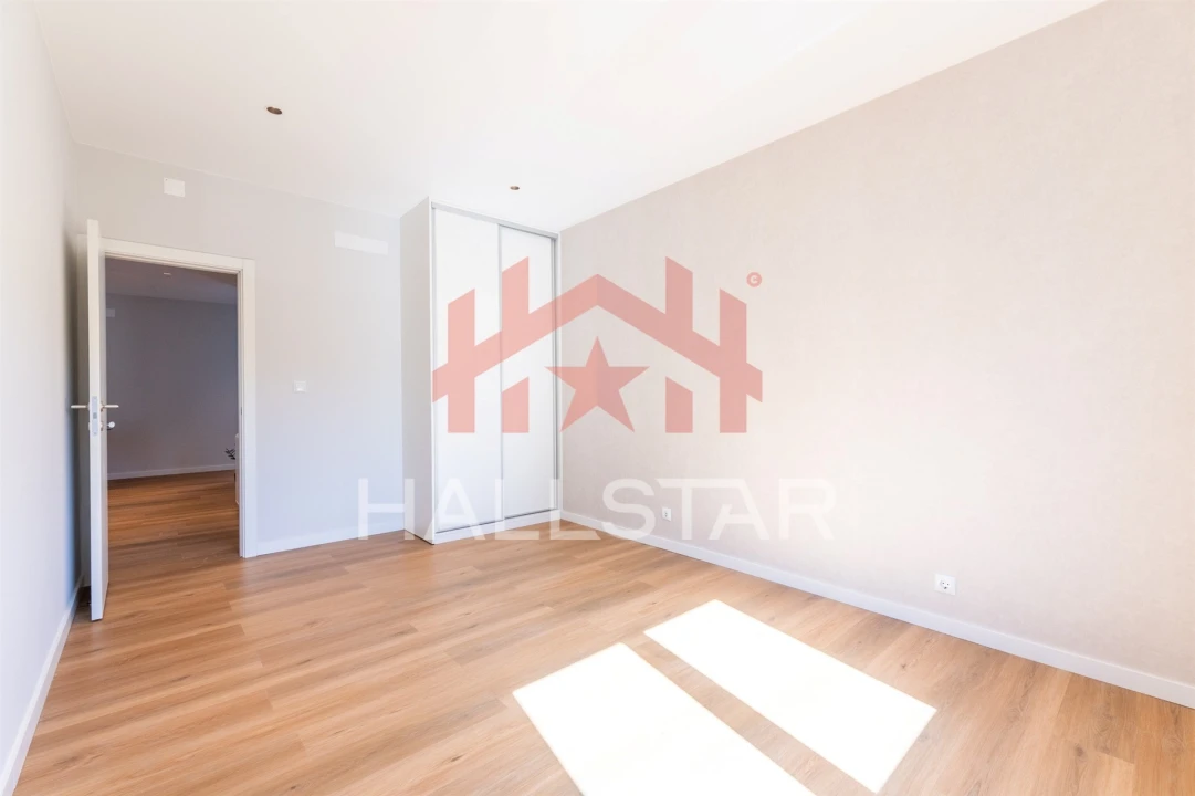 Apartamento T2 para Venda em Leiria, Pousos, Barreira e Cortes Foto 10