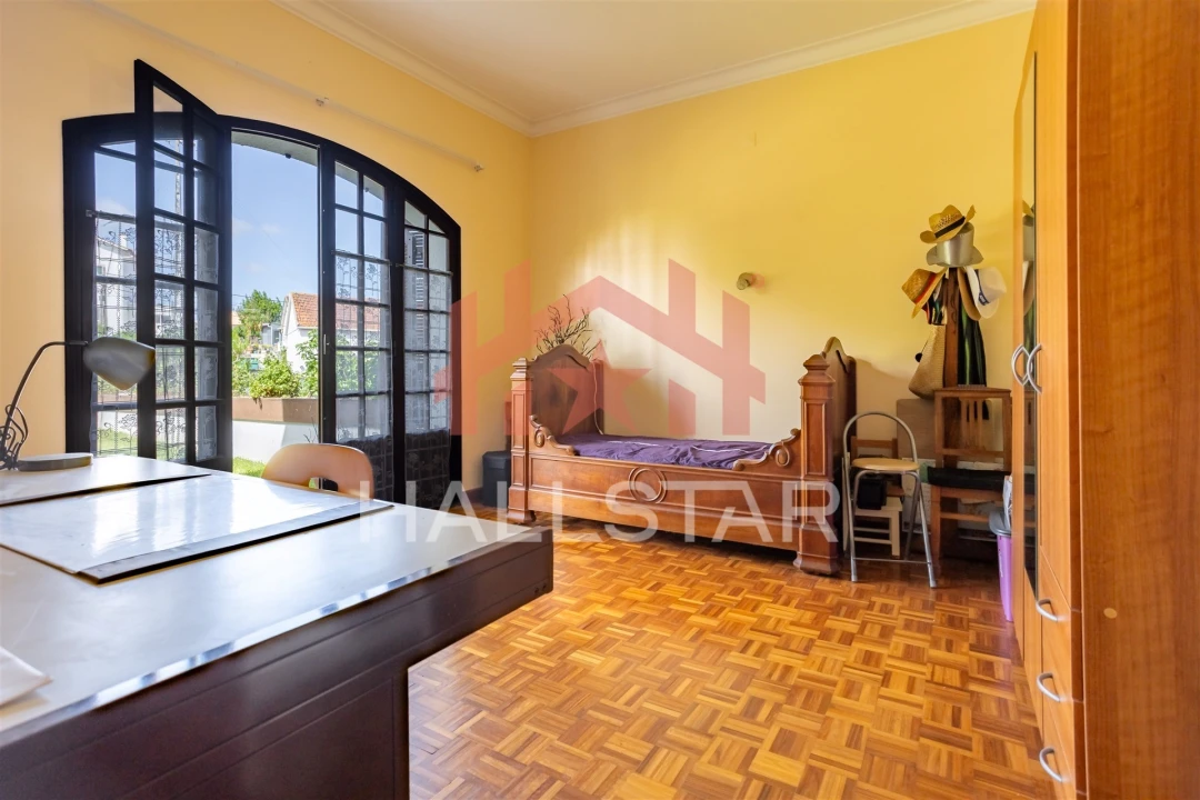 Moradia T8 para Venda em Leiria, Pousos, Barreira e Cortes Foto 14