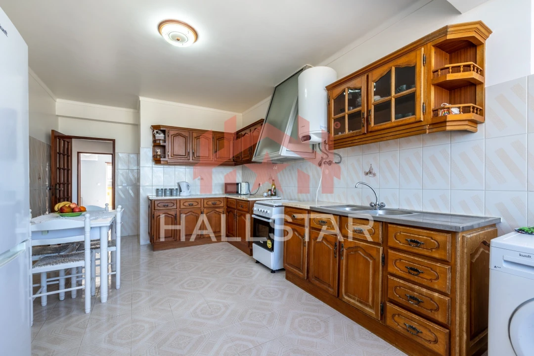 Apartamento T3 para Venda em Fatima Foto 2