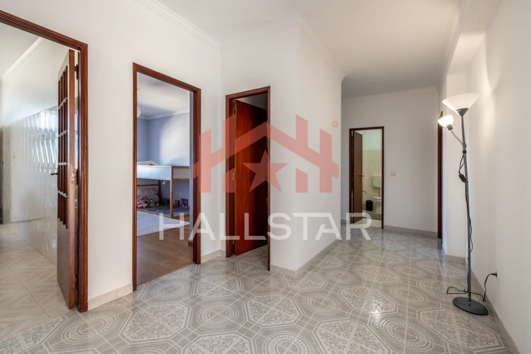 Apartamento T3 para Venda em Fatima Foto 4