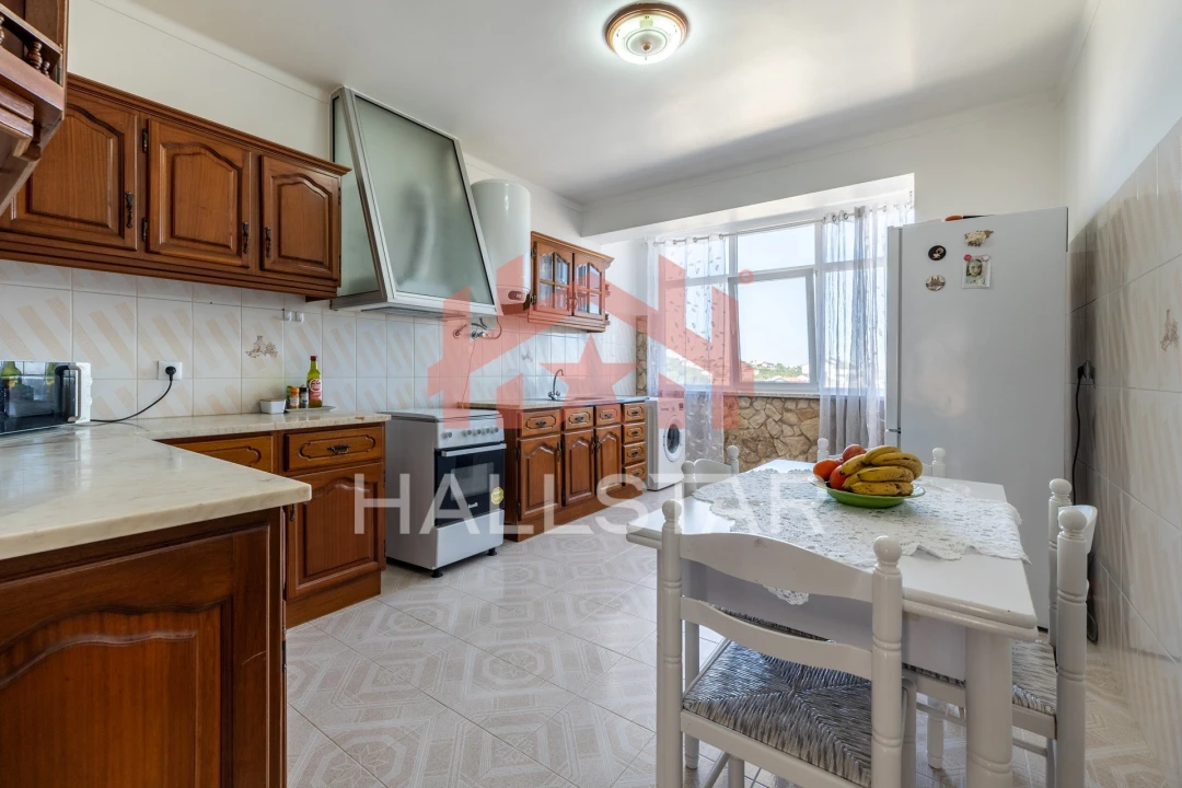 Apartamento T3 para Venda em Fatima Foto 1