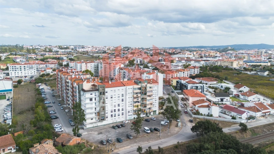 Apartamento T3 para Venda em Marrazes e Barosa Foto 32