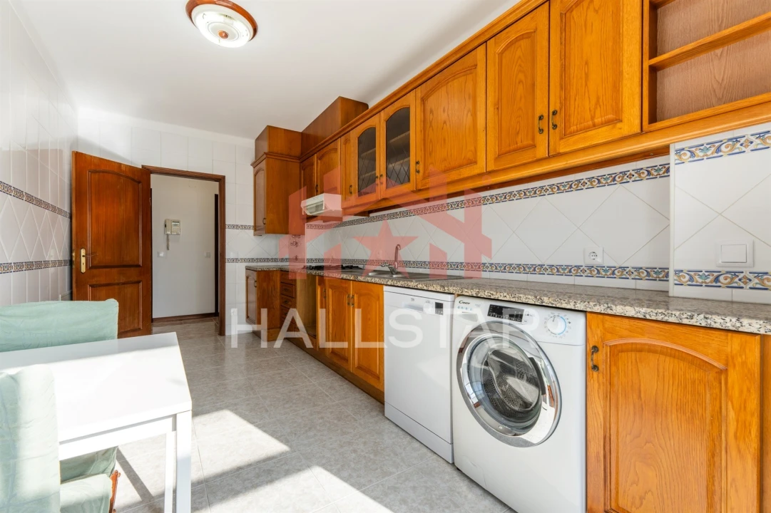 Apartamento T1 para Venda em Marrazes e Barosa Foto 2