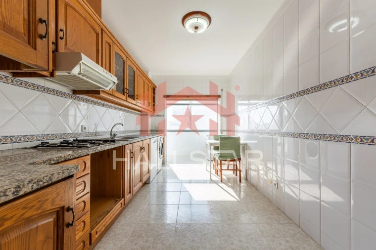 Apartamento T1 para Venda em Marrazes e Barosa Foto 3