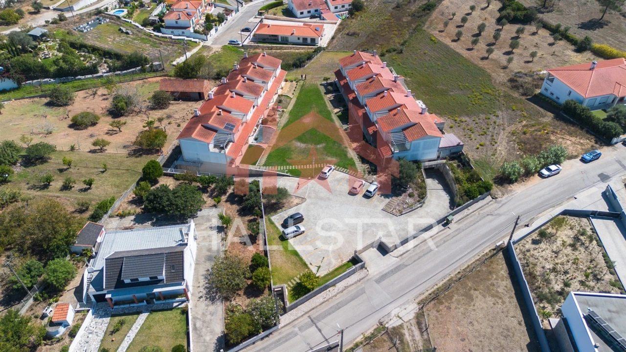 Moradia T3 para Venda em Aljubarrota Foto 25