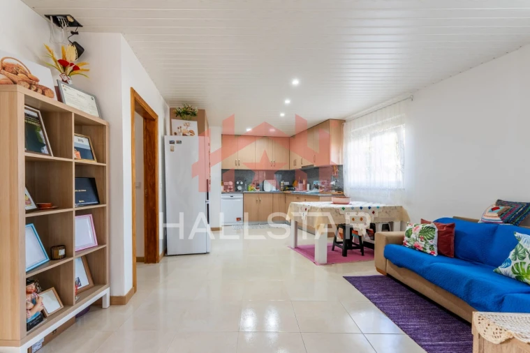 Moradia T4 para Venda em Marrazes e Barosa Foto 2