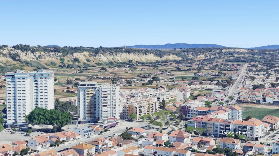 Apartamento T3 para Venda em Costa da Caparica Planta 1
