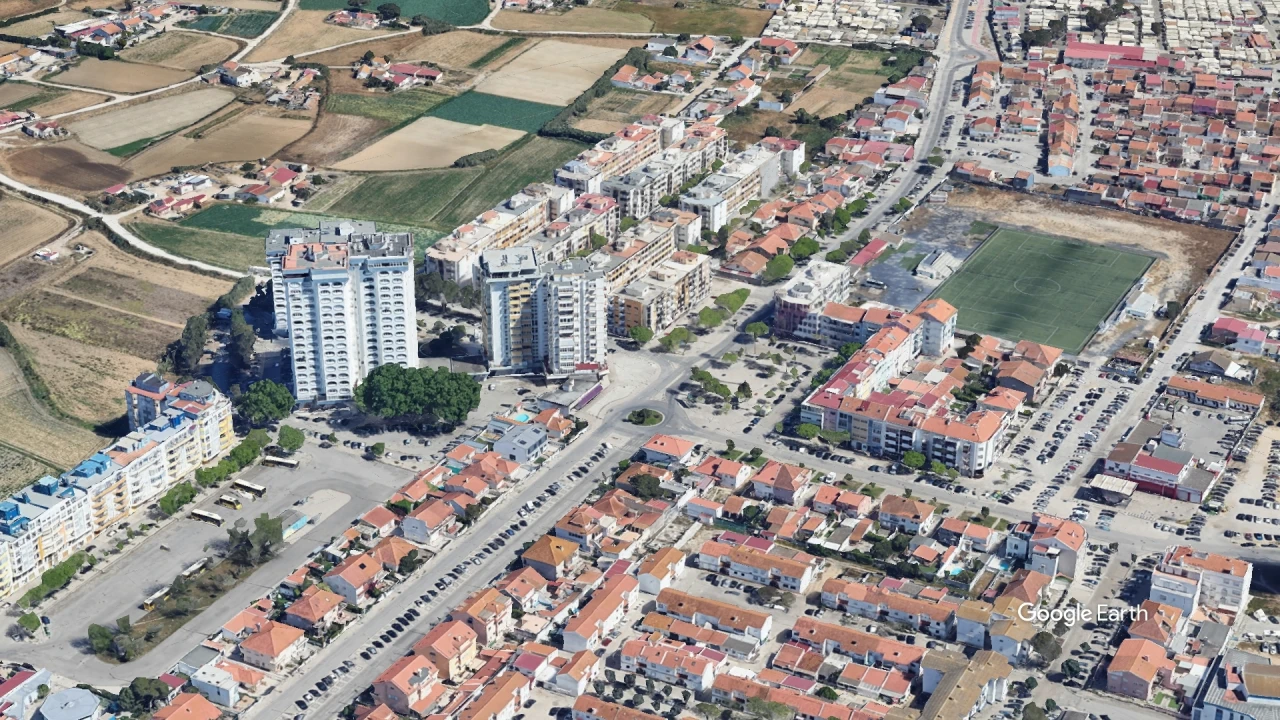 Apartamento T3 para Venda em Costa da Caparica Foto 21