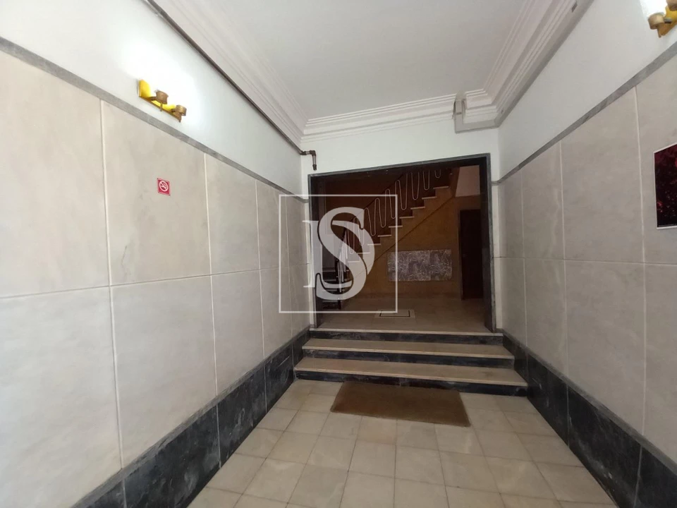 Apartamento T4 para Venda em Laranjeiro e Feijó Foto 2