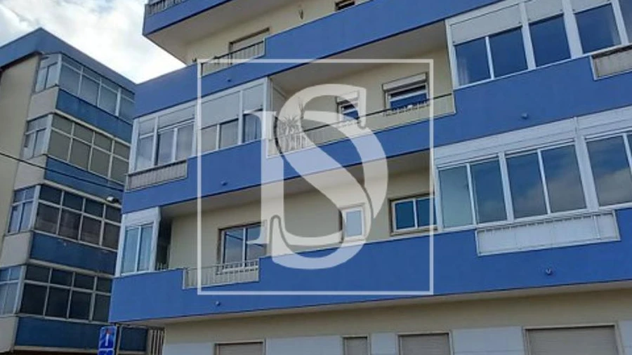 Apartamento T4 para Venda em Laranjeiro e Feijó