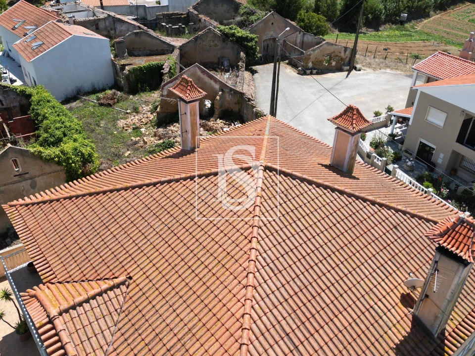 Moradia T4 para Venda em Encarnação Foto 3