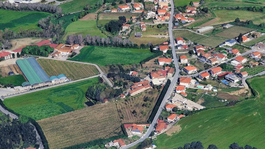 Terreno para Venda em Landim Foto 9