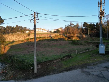 Terreno para Venda em Chorente, Góios, Courel, Pedra Furada e Gueral