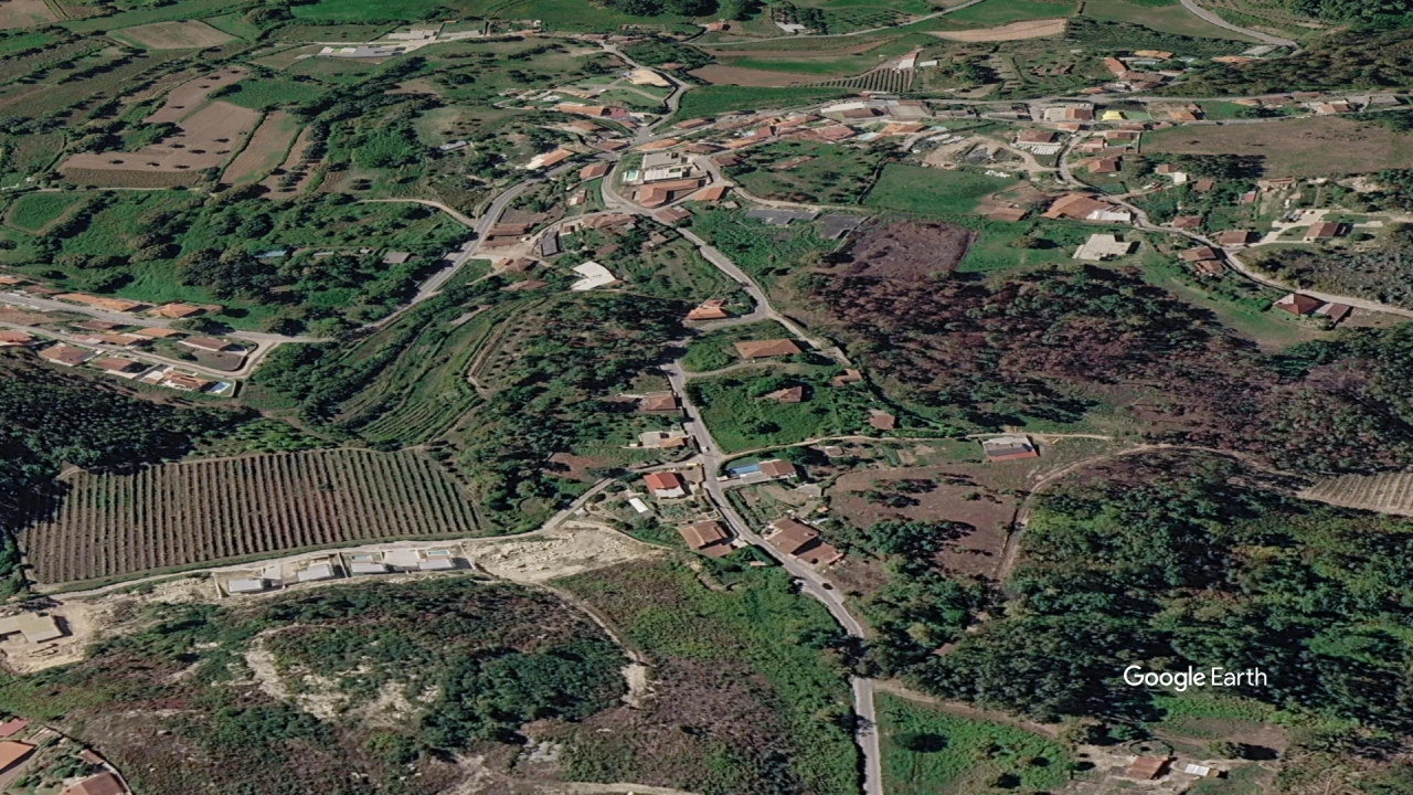 Terreno para Venda em Pico de Regalados, Gondiães e Mós Foto 24