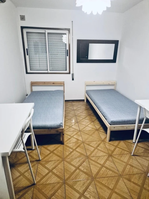 Quarto para Arrendamento em Santo Tirso, Couto (Santa Cristina e São Miguel) e Burgães