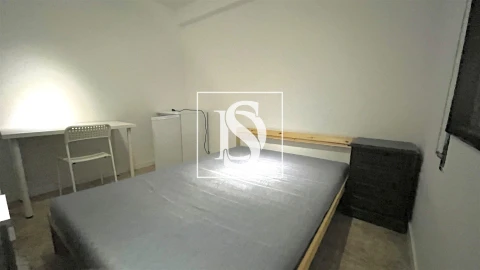 Quarto para Arrendamento em Santo Tirso, Couto (Santa Cristina e São Miguel) e Burgães