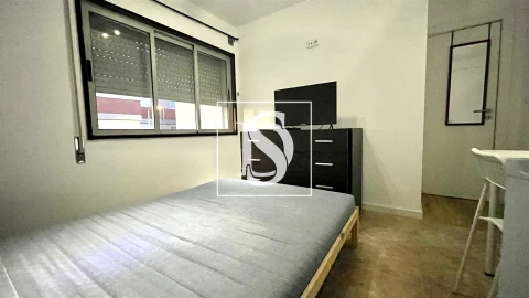 Quarto para Arrendamento em Santo Tirso, Couto (Santa Cristina e São Miguel) e Burgães