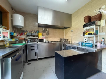 Moradia T3 para Venda em Areias, Sequeirô, Lama e Palmeira