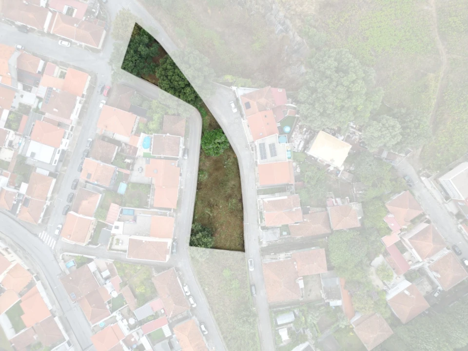 Terreno para Venda em São Vicente (Braga) Foto 1