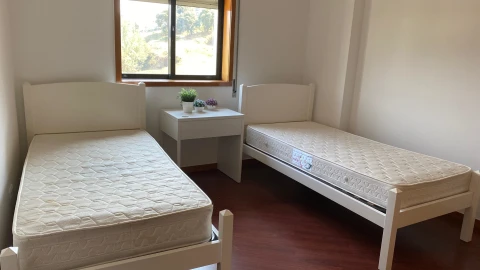 Quarto para Arrendamento em Santo Tirso, Couto (Santa Cristina e São Miguel) e Burgães