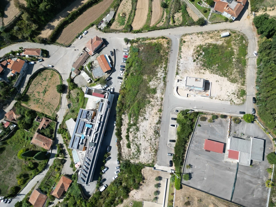 Terreno para Venda em Foz do Sousa e Covelo Foto 11