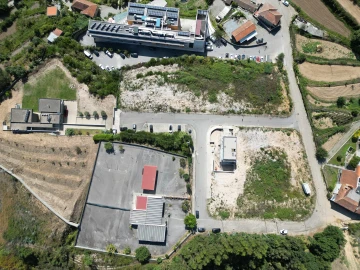 Terreno para Venda em Foz do Sousa e Covelo