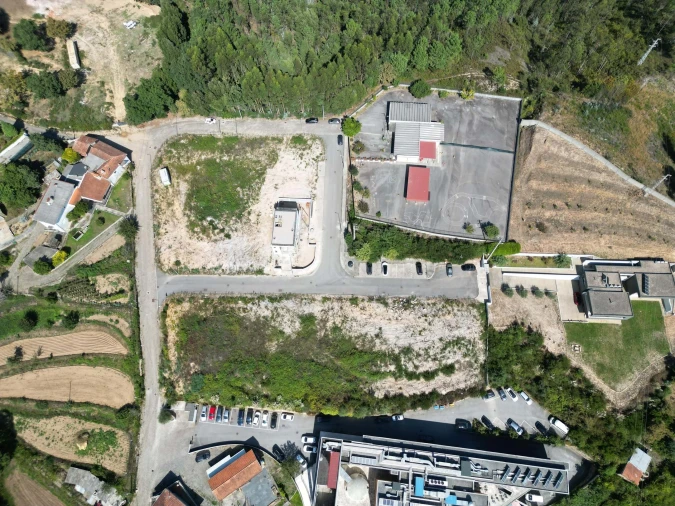 Terreno para Venda em Foz do Sousa e Covelo Foto 11