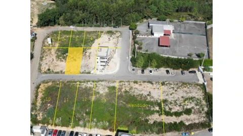 Terreno para Venda em Foz do Sousa e Covelo