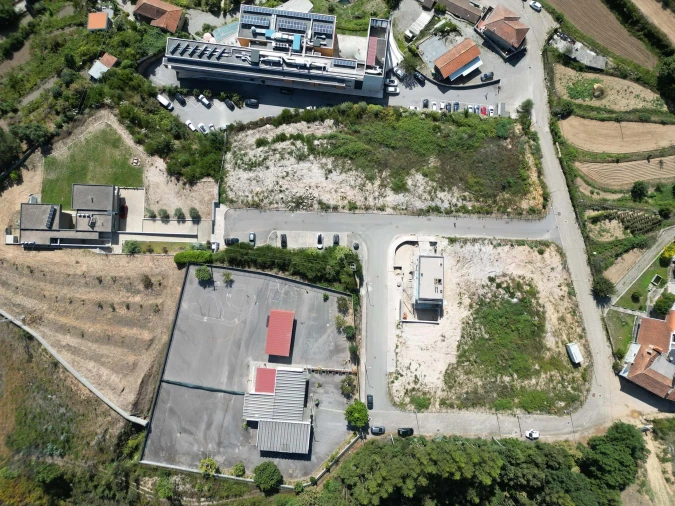 Terreno para Venda em Foz do Sousa e Covelo Foto 14