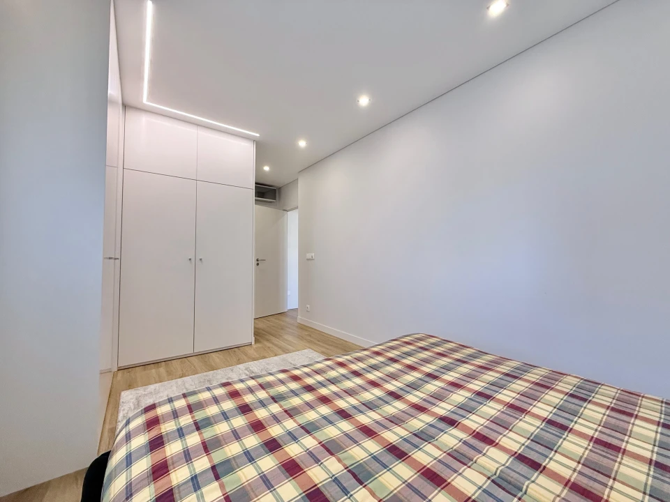 Apartamento T3 para Venda em Ferreiros e Gondizalves Foto 9