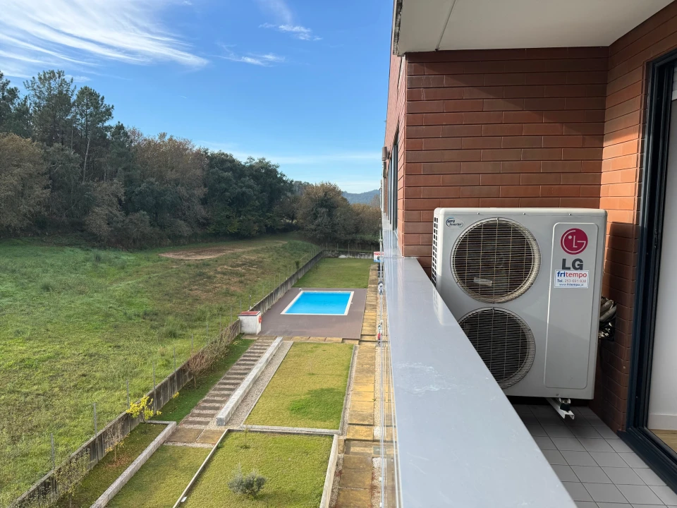 Apartamento T3 para Venda em Ferreiros e Gondizalves Foto 25