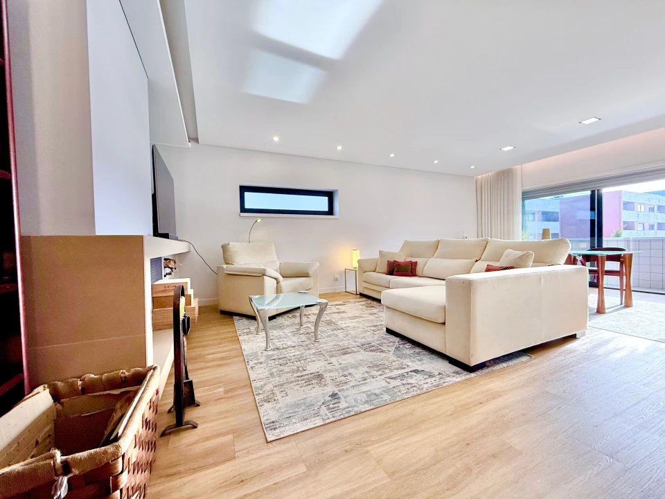 Apartamento T3 para Venda em Ferreiros e Gondizalves Foto 21