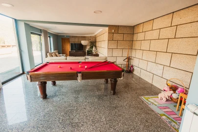 Quinta T5 para Venda em Ventosa e Cova