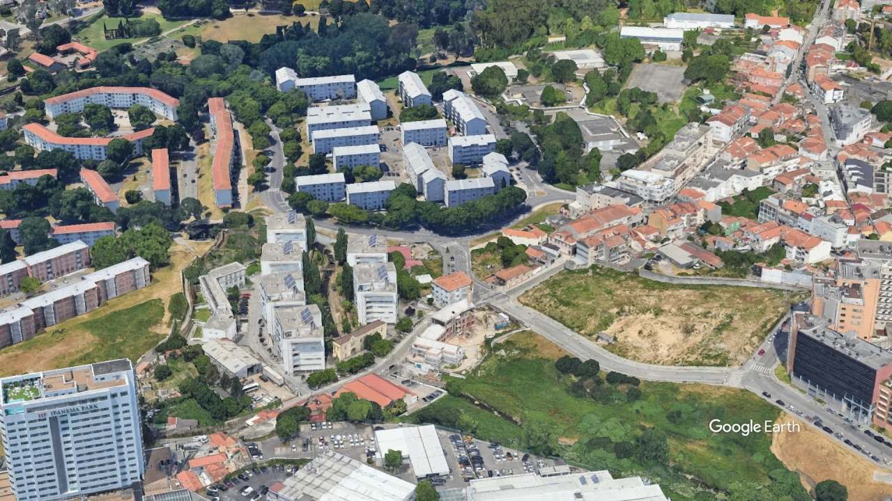 Apartamento T4 para Venda em Lordelo do Ouro e Massarelos Foto 24
