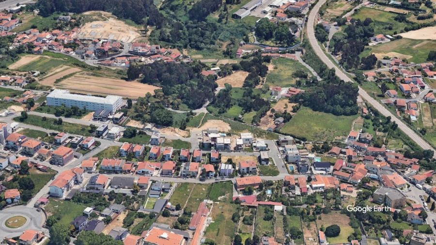 Moradia T3 para Venda em Madalena Foto 18