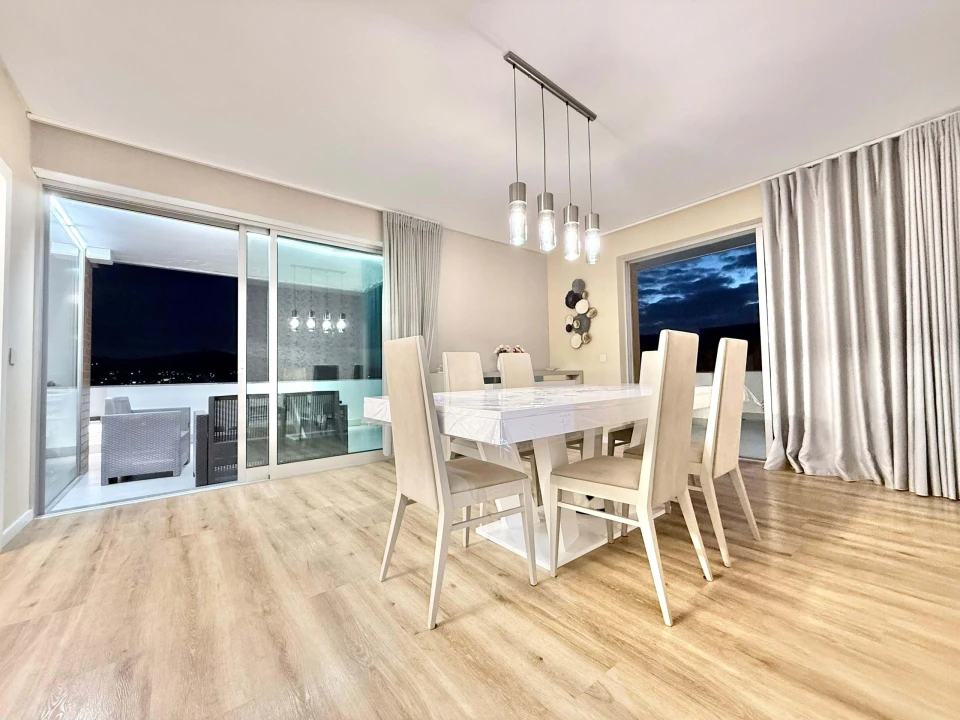 Apartamento T4 para Venda em São Vicente (Braga) Foto 6