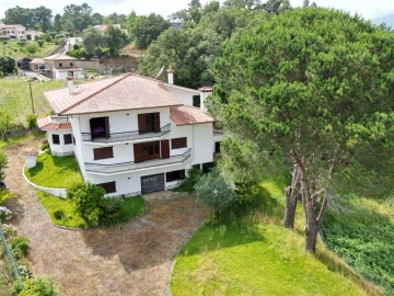 Moradia T6 para Venda em Lanheses