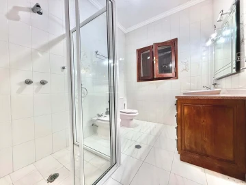 Moradia T6 para Venda em Lanheses