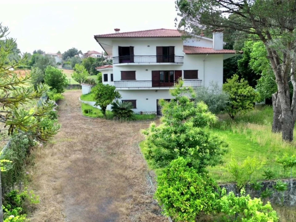 Moradia T6 para Venda em Lanheses Foto 3