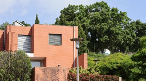 Moradia T4 para Venda em Urgezes