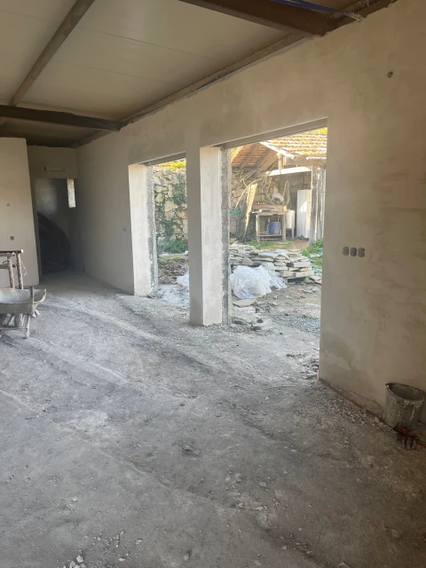Moradia T3 para Venda em Pico de Regalados, Gondiães e Mós