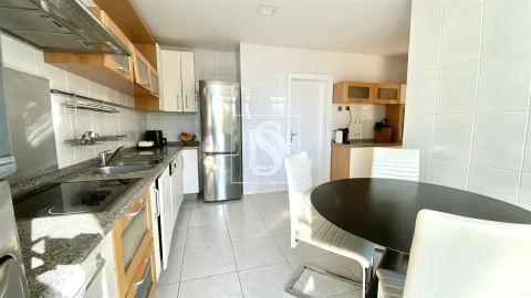 Apartamento T3 para Venda em Santo Tirso, Couto (Santa Cristina e São Miguel) e Burgães