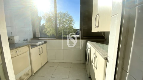 Apartamento T3 para Venda em Santo Tirso, Couto (Santa Cristina e São Miguel) e Burgães