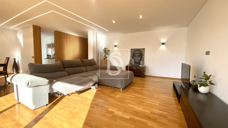 Apartamento T3 para Venda em Santo Tirso, Couto (Santa Cristina e São Miguel) e Burgães Foto 3