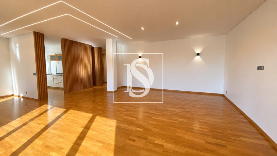 Apartamento T3 para Venda em Santo Tirso, Couto (Santa Cristina e São Miguel) e Burgães Foto 2